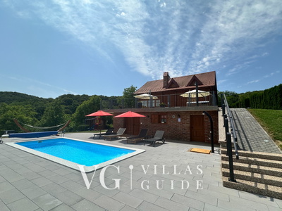 Villa Pine Log Giardino e esterni della proprietà