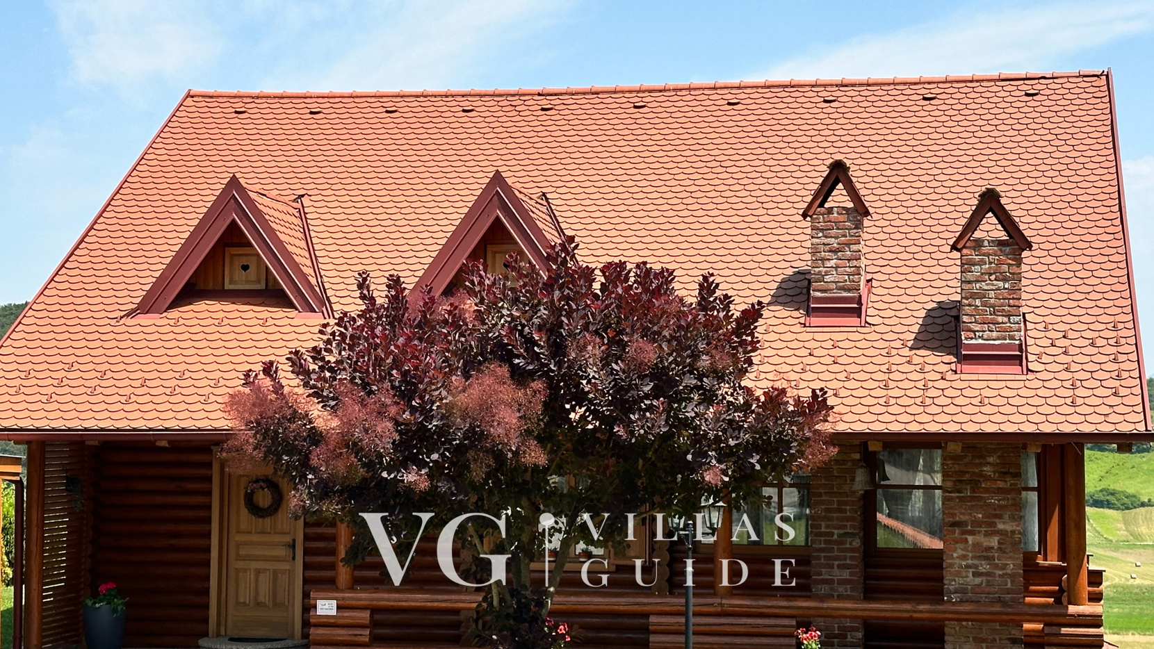 Villa Pine Log Garden and property exterior