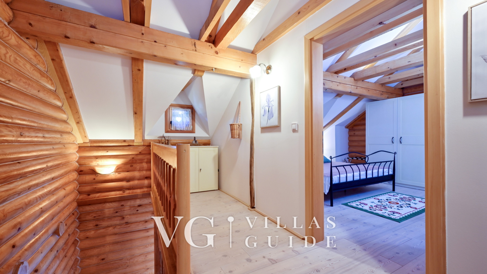 Villa Pine Log Other