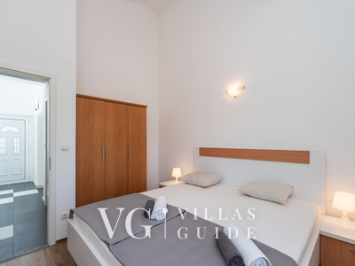 Villa S Schlafzimmer