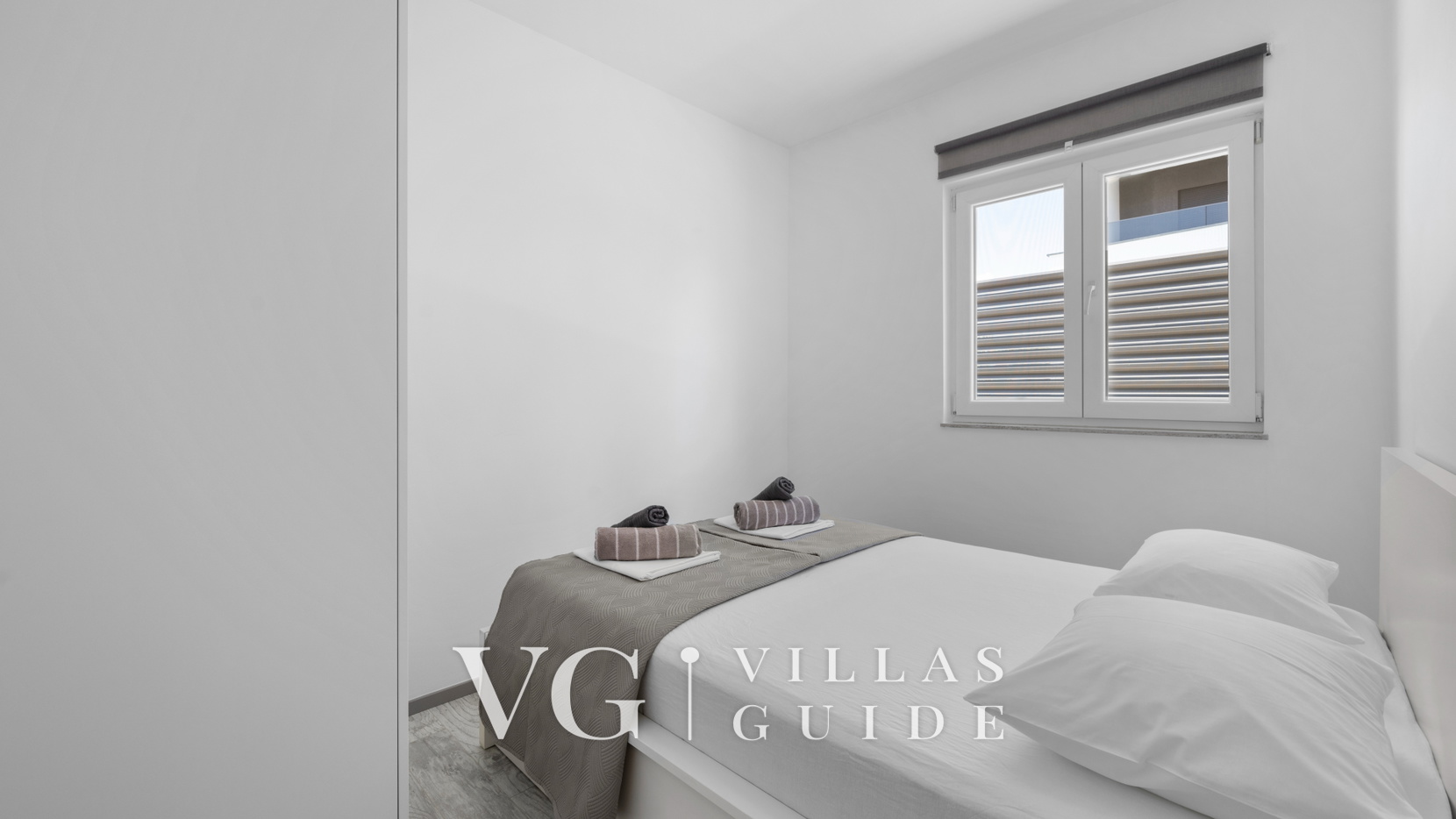 Villa S Schlafzimmer