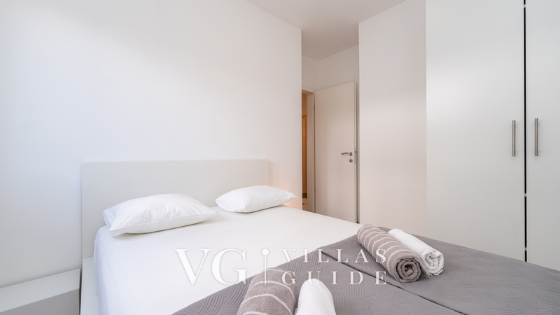 Villa S Schlafzimmer