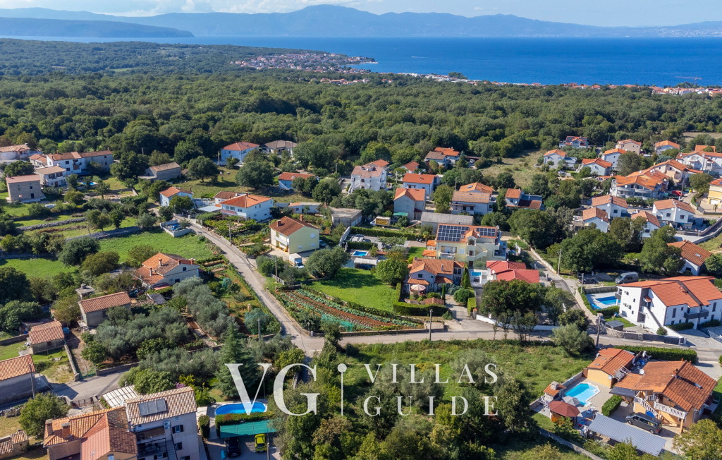 Villa Anni with pool island Krk Microlocation