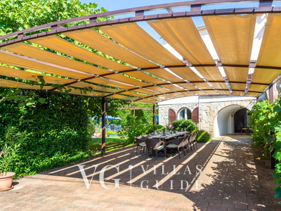 Villa Anni with pool island Krk Garden and property exterior