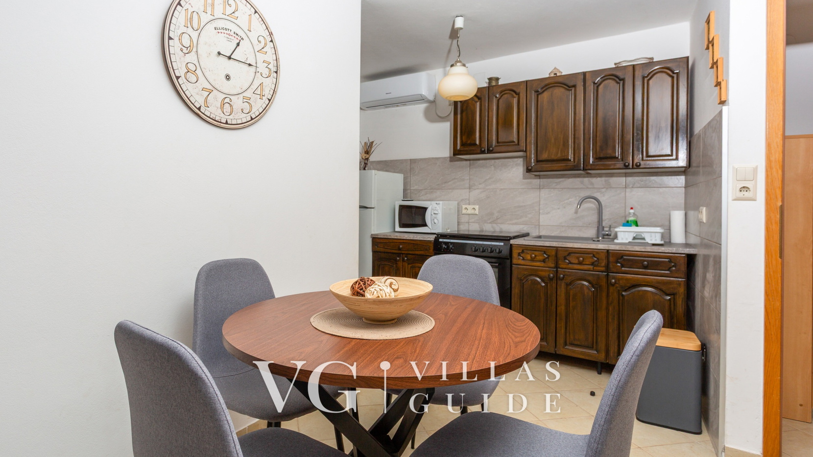 Villa Anni with pool island Krk Kuhinja