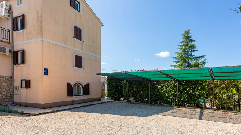 Villa Anni with pool island Krk