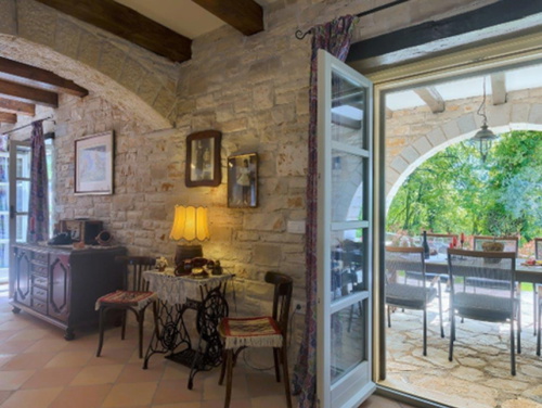 Villa White house B with pool Istria