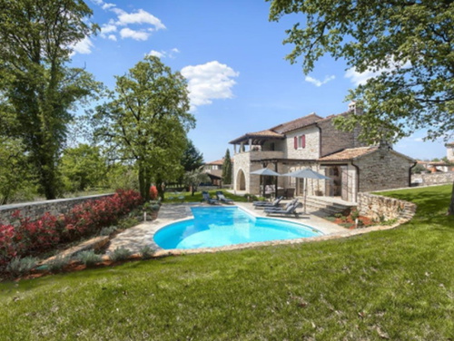 Villa White house B with pool Istria