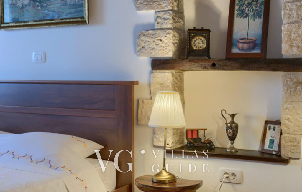 Villa White house B with pool Istria Schlafzimmer