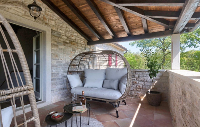 Villa White house B with pool Istria