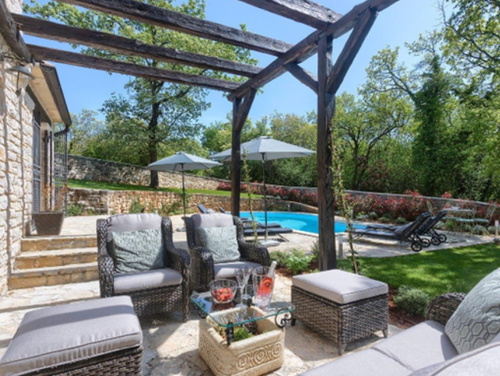 Villa White house B with pool Istria