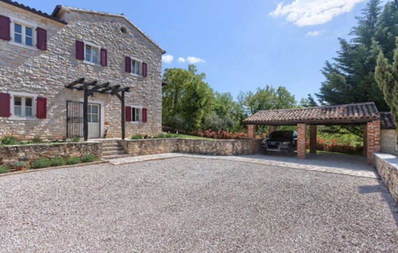 Villa White house B with pool Istria