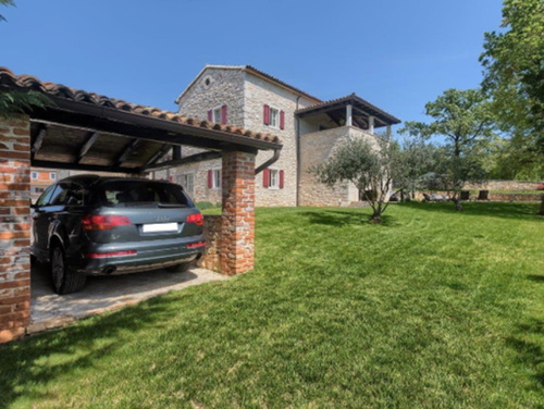 Villa White house B with pool Istria