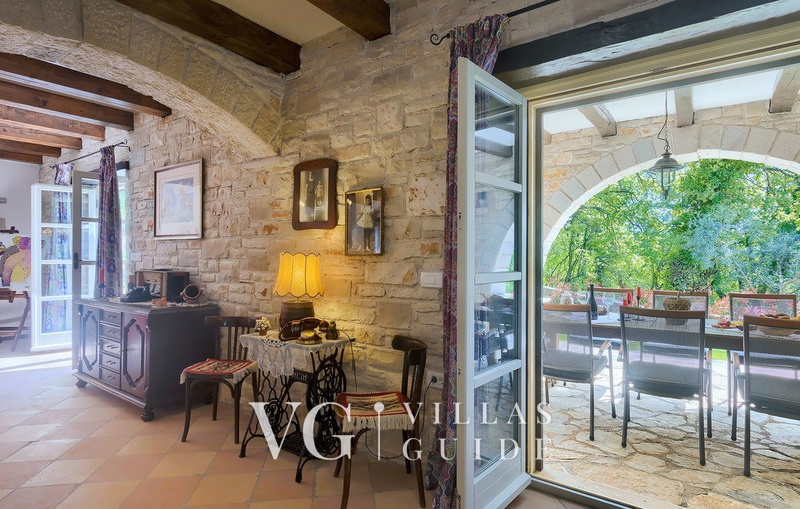 Villa White house B with pool Istria