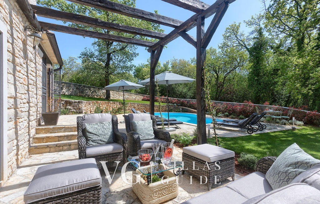 Villa White house B with pool Istria Contenuto aggiuntivo