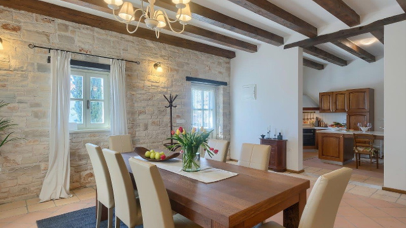 Villa White house B with pool Istria