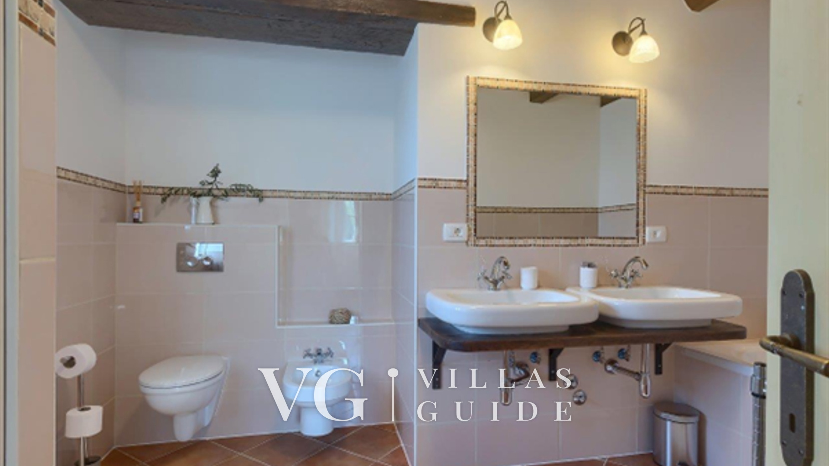 Villa White house B with pool Istria Bathroom