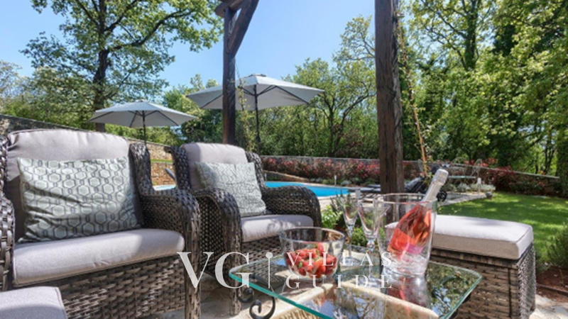 Villa White house B with pool Istria Additional content