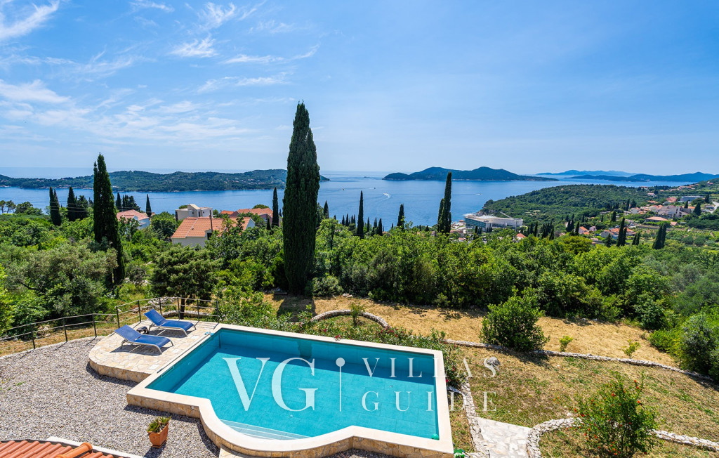 Grand view Orasac Piscina