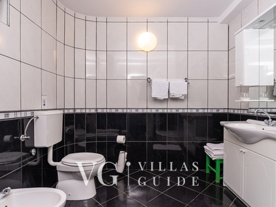 Grand view Orasac Kupaonica