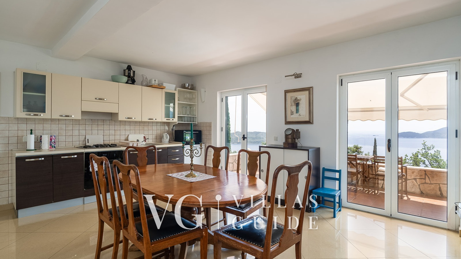 Grand view Orasac Kuhinja