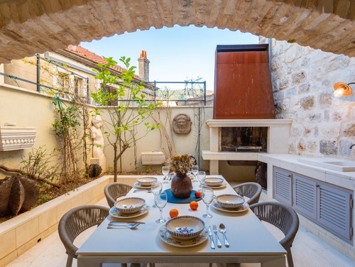 Villa Palazzo Antiqua island Vis