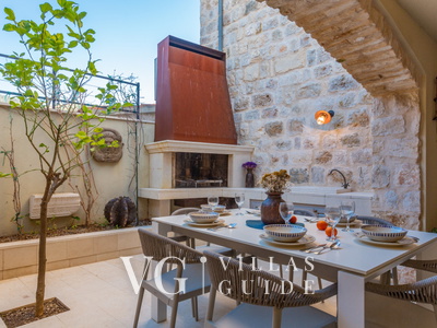 Villa Palazzo Antiqua island Vis