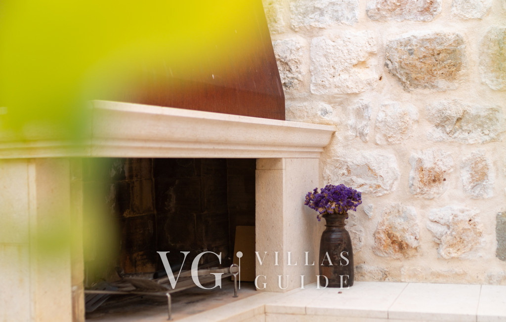 Villa Palazzo Antiqua island Vis Additional content