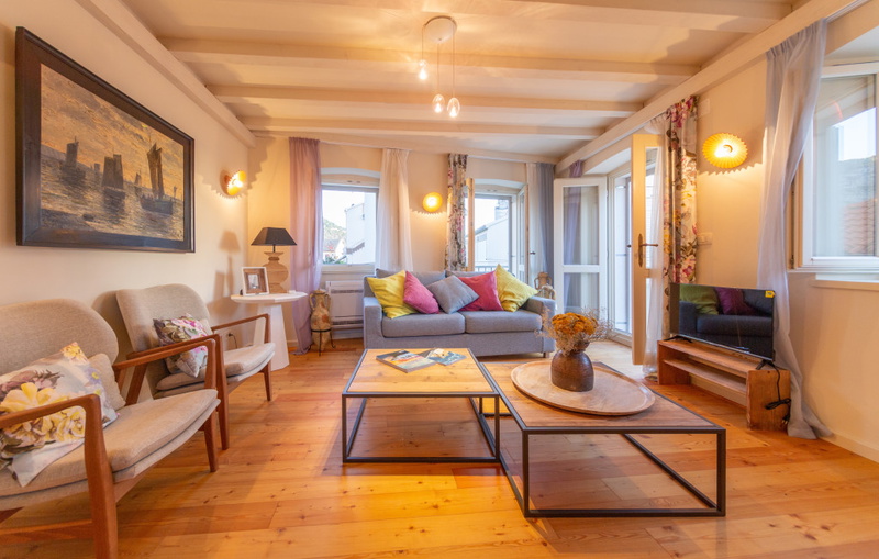 Villa Palazzo Antiqua island Vis