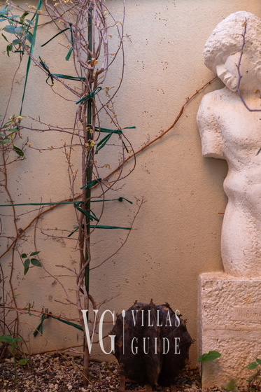 Villa Palazzo Antiqua beachfront Vis Additional content