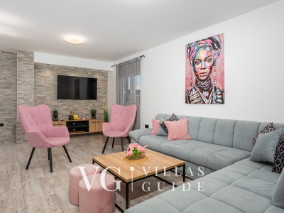 Villa Lemily with private pool