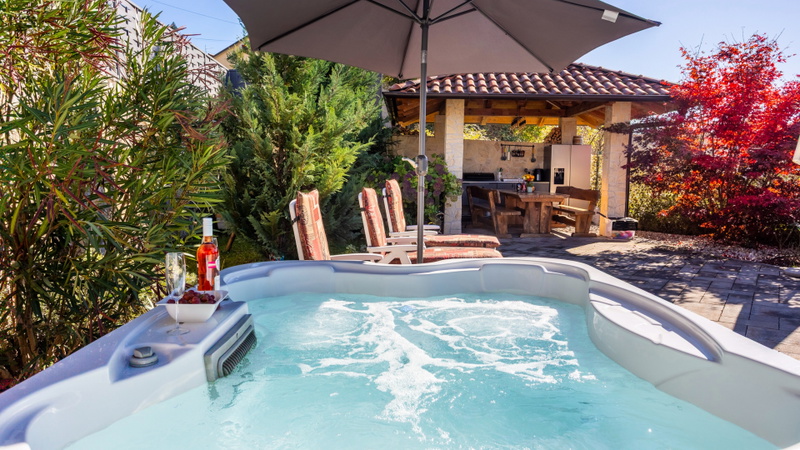 Villa Lemily with private pool