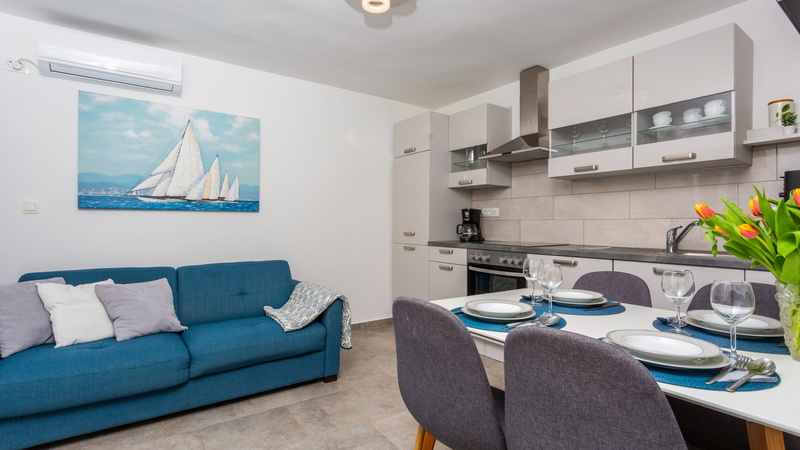 Holiday home Vranjak under star sky