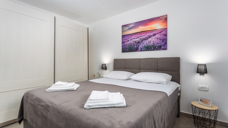 Holiday home Vranjak under star sky