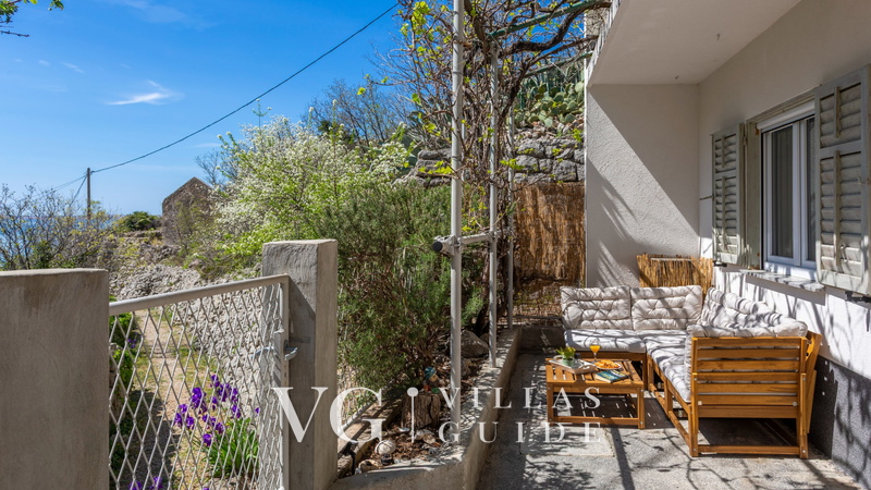 Holiday home Vranjak under star sky