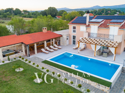 Villa Pleter Garten und Außenbereich