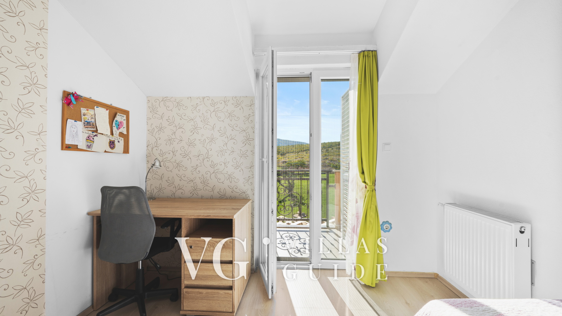 Villa Pleter Bedroom