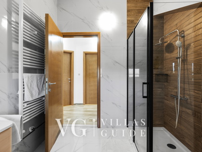 Villa Pleter Bathroom