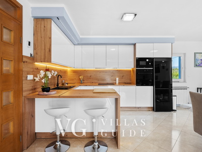 Villa Pleter Kitchen
