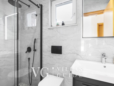 Villa Pleter Bathroom