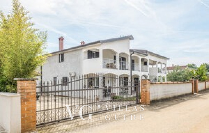 Apartman Ana 1 Piscina