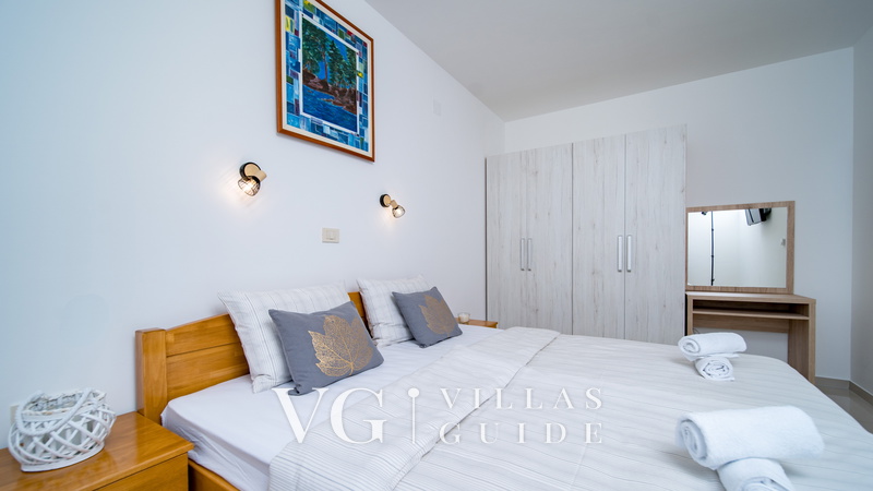 Villa Cyprian Bedroom