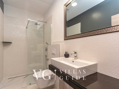 Villa Estera Bathroom