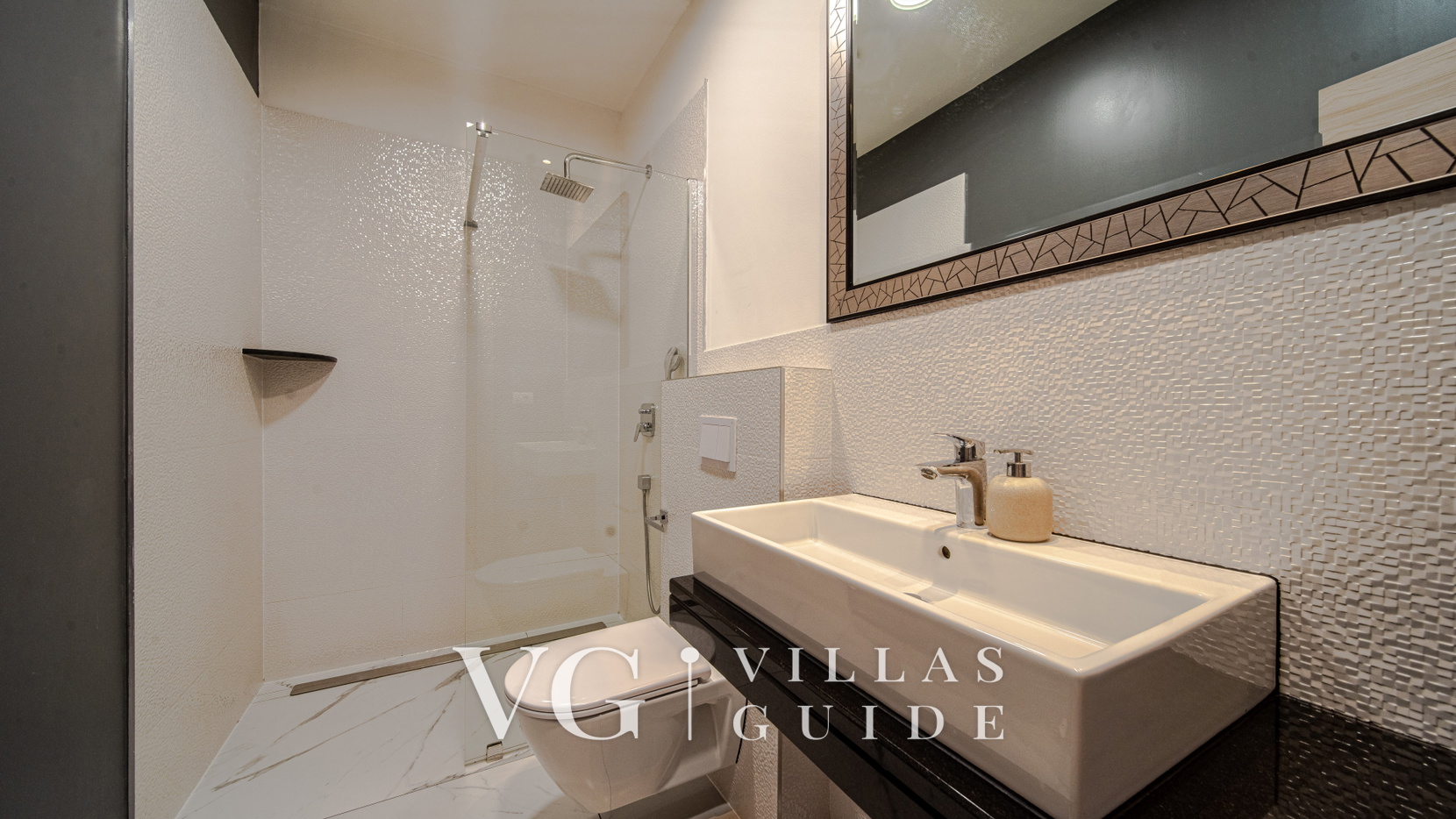 Villa Estera Badezimmer