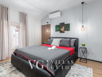 Modern & warm studio near Arena