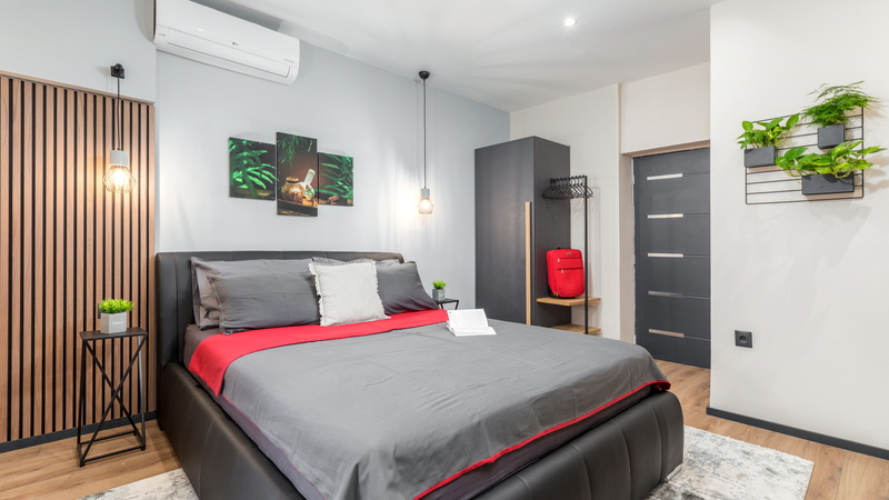 Modern & warm studio near Arena