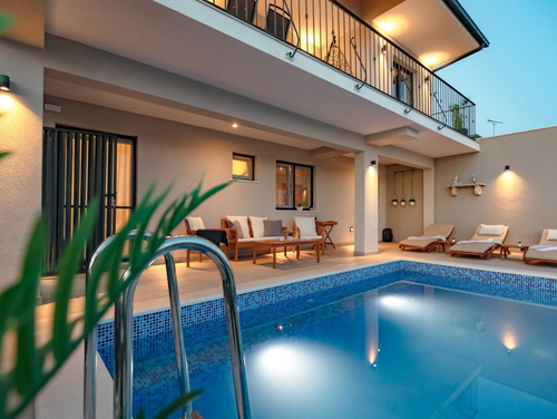 Waterfront villa Marija