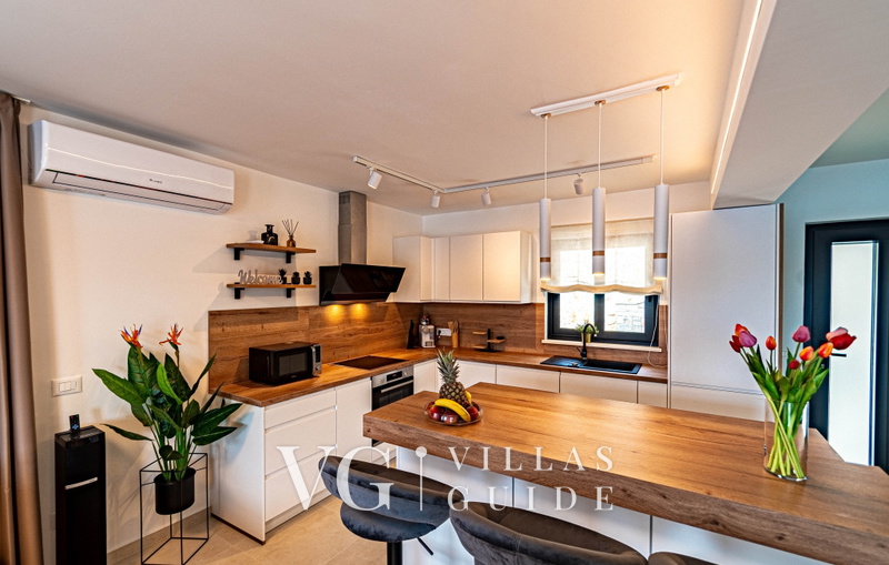 Waterfront villa Marija Cucina