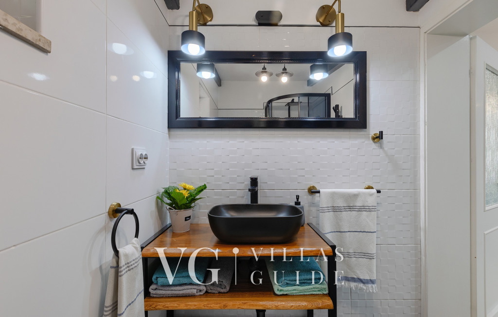 House Silvano Bathroom