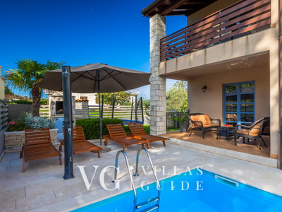 Villa Kate - Pazin Garden and property exterior